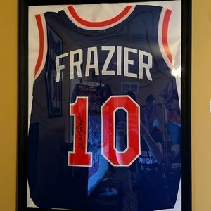 Walt Frazier signed jersey